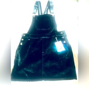 Forever 21 overall mini skirt Heavy Velvet Sz L